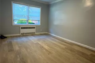 56-40 175th Pl, Fresh Meadows, NY 11365 - Photo 10