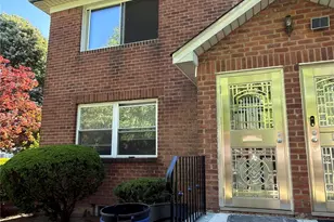 56-40 175th Pl, Fresh Meadows, NY 11365 - Photo 2