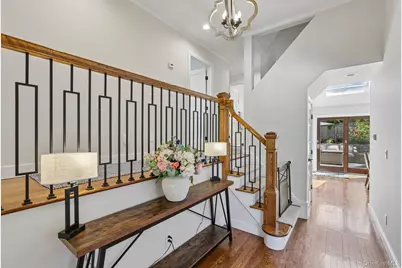 14 Griffin Lane, East Williston, NY 11596 - Photo 2