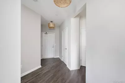 1525  Building  Q Finch Lane #1525, Central Islip, NY 11722 - Photo 14