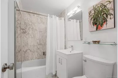 20 Old Mamaroneck Road #7G, White Plains, NY 10605 - Photo 16