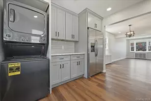 20 Wyona Ave, Lindenhurst, NY 11757 - Photo 16