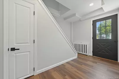 20 Wyona Avenue, Lindenhurst, NY 11757 - Photo 20