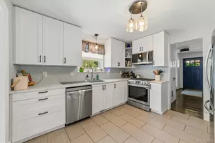 7 Brook Pl, Ossining, NY 10562 - Photo 8