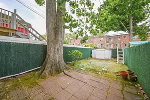 53-19 195th St, Fresh Meadows, NY 11365 - Photo 18
