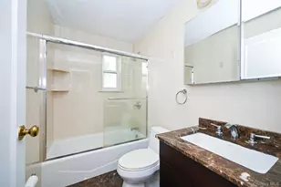 53-19 195th St, Fresh Meadows, NY 11365 - Photo 14