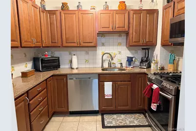 177 E Hartsdale Avenue #2U, Hartsdale, NY 10530 - Photo 4