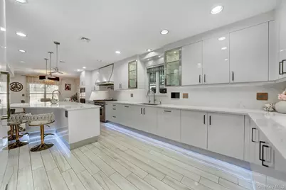180-15 Aberdeen Road, Jamaica, NY 11432 - Photo 22