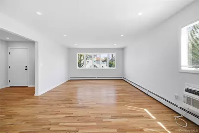 580 E. Pine Street #East Side, Long Beach, NY 11561 - Photo 4