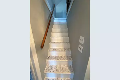 18316 64th Avenue, Fresh Meadows, NY 11365 - Photo 10