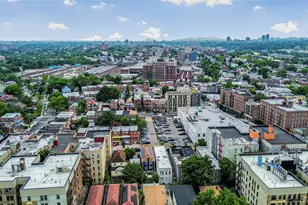 721 E 242nd St, Bronx, NY 10470 - Photo 36