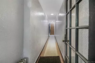 721 E 242nd Street, Bronx, NY 10470 - Photo 4