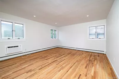 580 E. Pine Street #WEST SIDE, Long Beach, NY 11561 - Photo 14