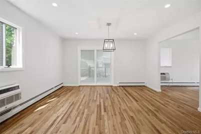 580 E. Pine Street #WEST SIDE, Long Beach, NY 11561 - Photo 6