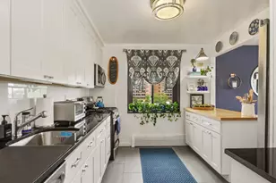 666 Pelham Rd, New Rochelle, NY 10805 - Photo 12