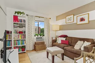 666 Pelham Rd, New Rochelle, NY 10805 - Photo 18