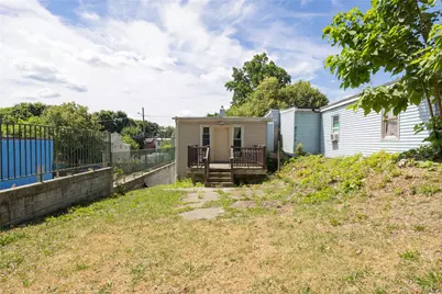 142 W Parmenter Street, Newburgh, NY 12550 - Photo 18