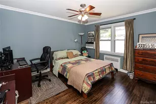 71-12 252nd St, Bellerose, NY 11426 - Photo 16