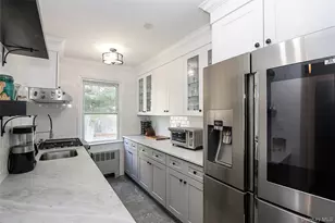 71-12 252nd St, Bellerose, NY 11426 - Photo 10