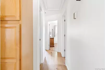 54 Oak Street, Farmingdale, NY 11735 - Photo 10