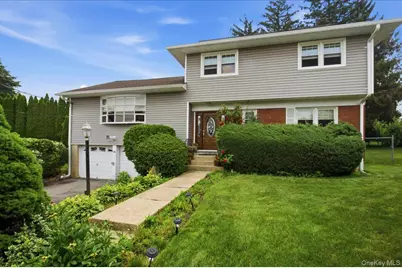 16 Baldwin Lane, Scarsdale, NY 10583 - Photo 2