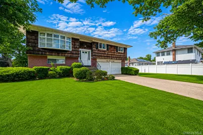 4007 Clark Street, Seaford, NY 11783 - Photo 4