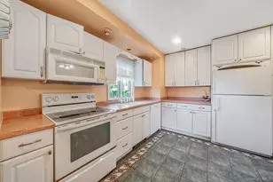 4007 Clark St, Seaford, NY 11783 - Photo 10