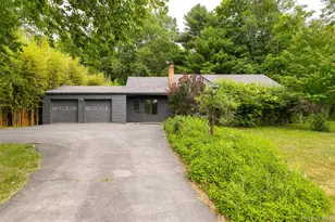 166 Vassar Rd, Poughkeepsie, NY 12603 - Photo 2
