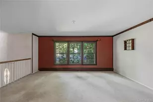9 Adams Ln, Suffern, NY 10901 - Photo 8