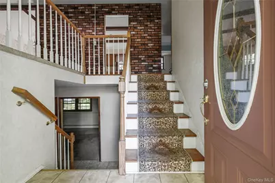 9 Adams Lane, Suffern, NY 10901 - Photo 4