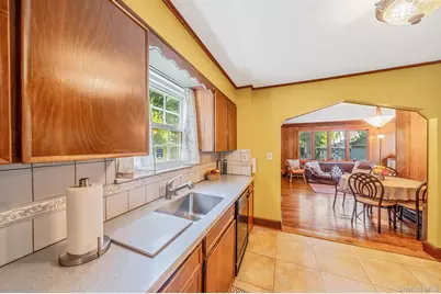 850 Linden Avenue, Baldwin, NY 11510 - Photo 10