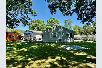 142 Palmer Street, Brentwood, NY 11717 - Photo 16