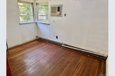 142 Palmer Street, Brentwood, NY 11717 - Photo 14