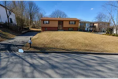 4 Arlington Drive, Monroe, NY 10950 - Photo 1