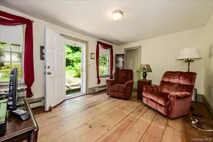 169 W Rogues Path, Huntington, NY 11743 - Photo 8