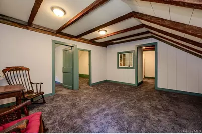 169 W Rogues Path, Huntington, NY 11743 - Photo 18