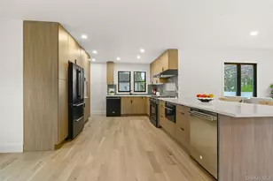 29 Garfield Pl, Roslyn Heights, NY 11577 - Photo 6