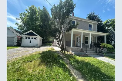 423 Hinman Place, Mamaroneck, NY 10543 - Photo 2