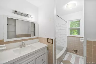 5 Flamingo Lane, Spring Valley, NY 10977 - Photo 18