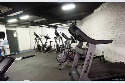 2190 Boston Road #5M, Bronx, NY 10462 - Photo 20