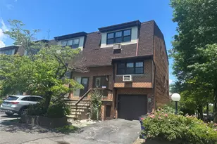 120-25 Ketch Ct, College Point, NY 11356 - Photo 1