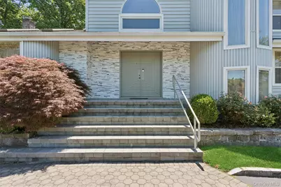 2 Greenwood Lane, Woodbury, NY 11797 - Photo 2