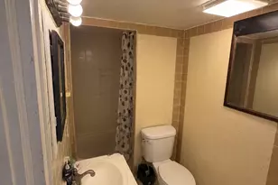 64-08 Metropolitan Ave, Flushing, NY 11379 - Photo 22