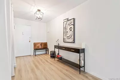 102-30 66 Road #25E, Forest Hills, NY 11375 - Photo 4
