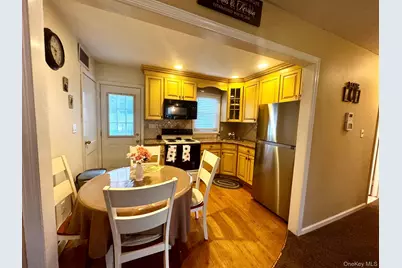 114 Boston Avenue, Massapequa, NY 11758 - Photo 4