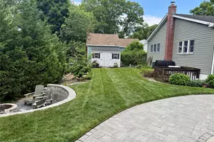 15 Crane Neck Dr, Sound Beach, NY 11789 - Photo 18