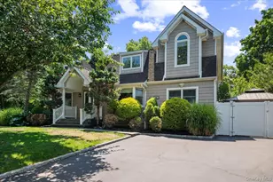 16 Brook Ln, Smithtown, NY 11787 - Photo 2