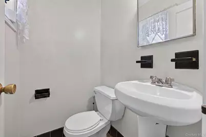 319 Church Street, White Plains, NY 10603 - Photo 24