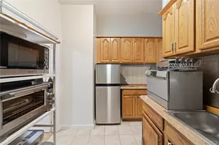 83-40 Austin St, Kew Gardens, NY 11415 - Photo 8