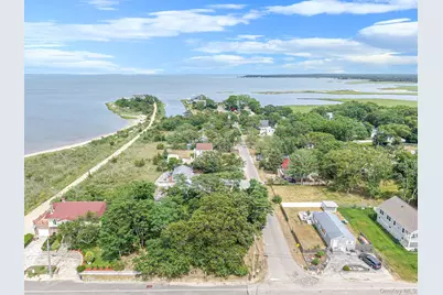 296 Longneck Boulevard, Flanders, NY 11901 - Photo 18